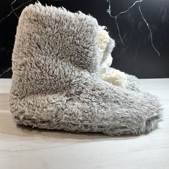 Hans & Alice Women’s Indoor Memory Foam Sweater Knit Pom Fuzzy Slipper G… - Picture 4 of 7